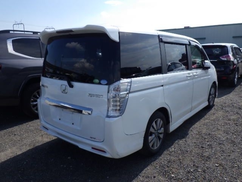 STEP WAGON