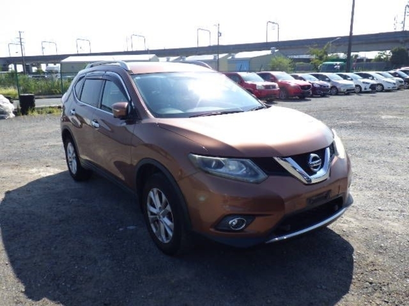 X-TRAIL