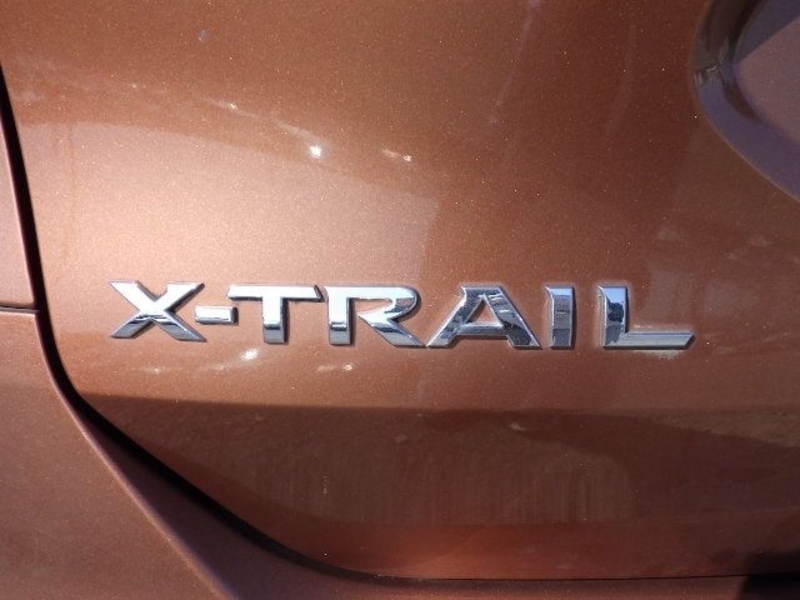 X-TRAIL