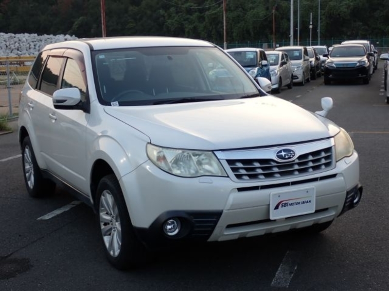 SUBARU FORESTER