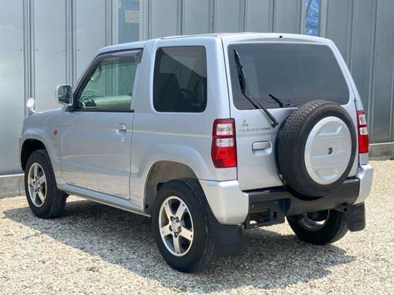 PAJERO MINI