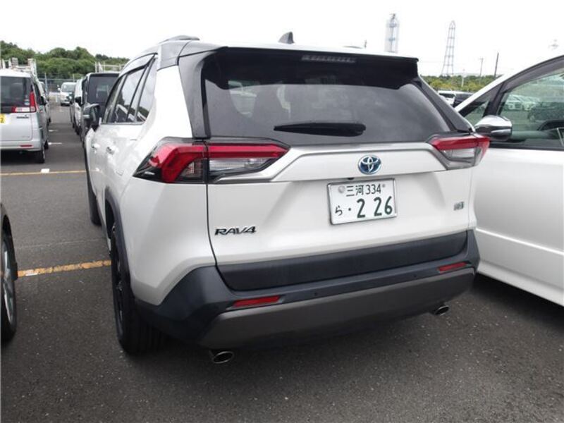 RAV4