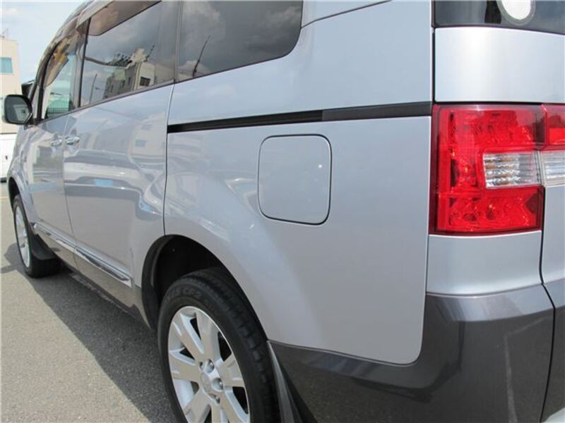 DELICA D5