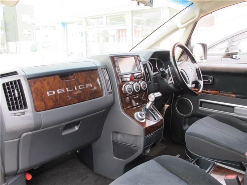 DELICA D5