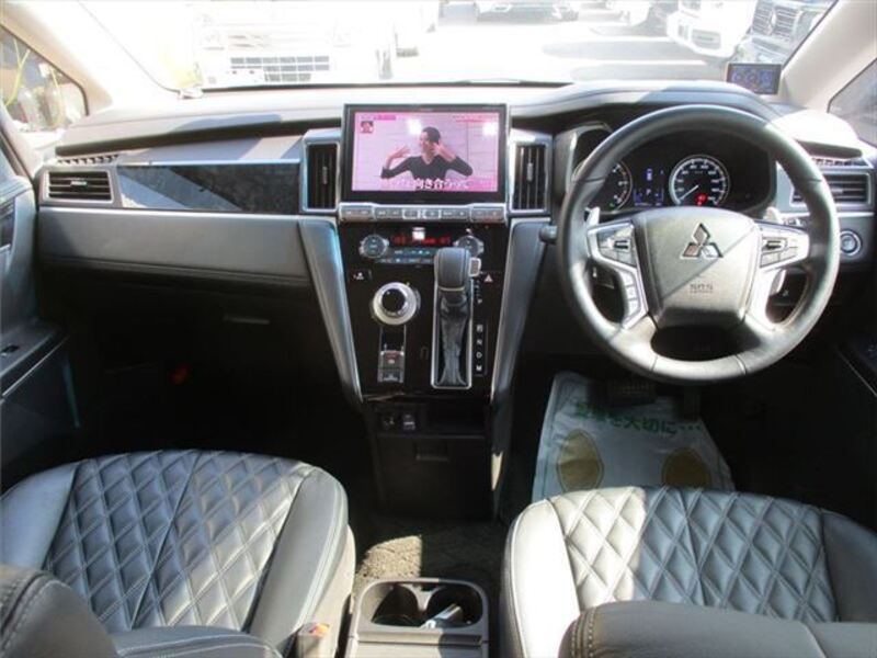 DELICA D5
