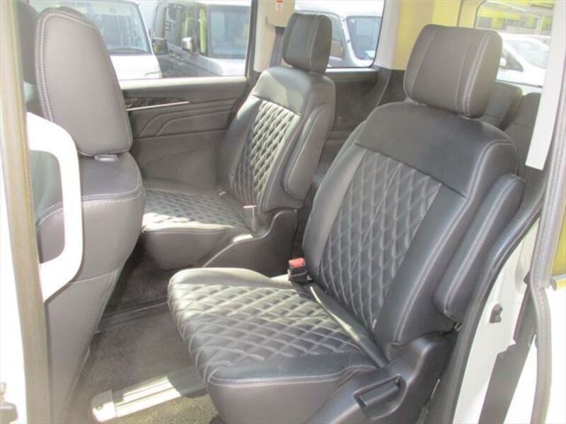 DELICA D5