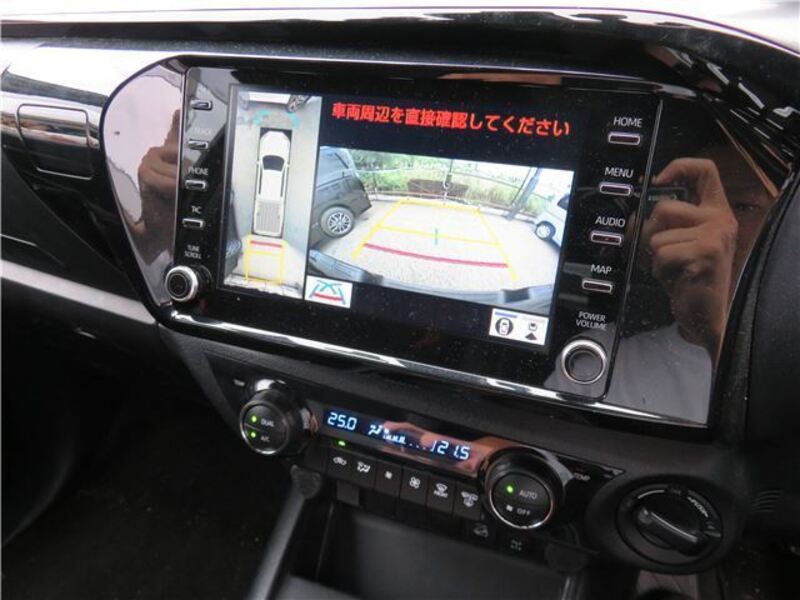 HILUX