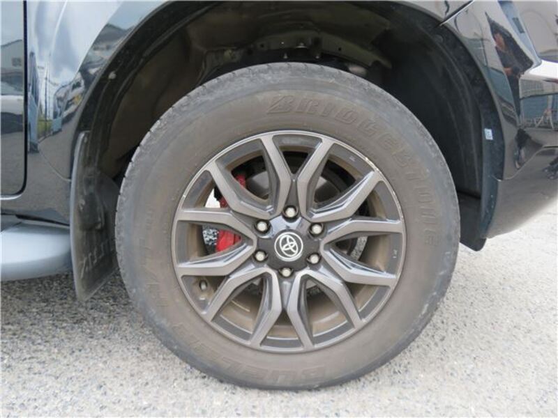 HILUX