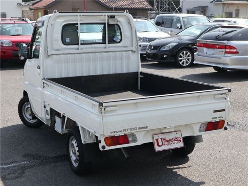 CLIPPER TRUCK