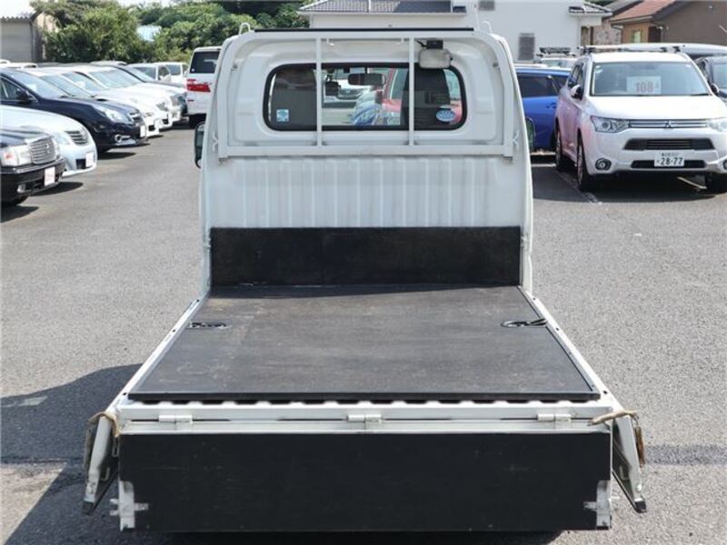 CLIPPER TRUCK