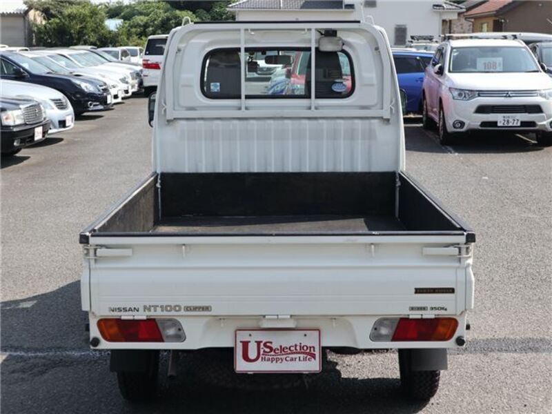 CLIPPER TRUCK
