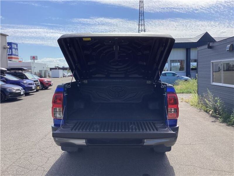HILUX