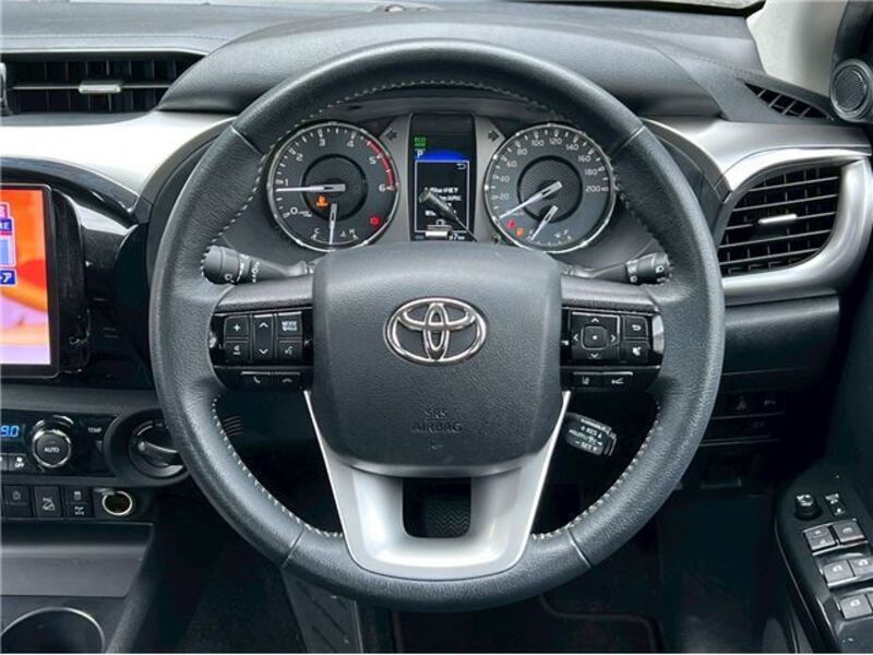 HILUX