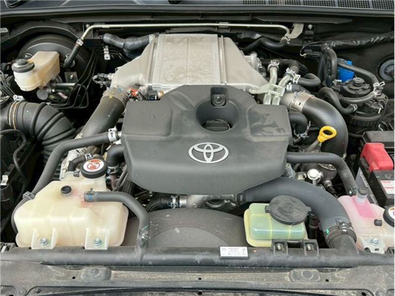 HILUX
