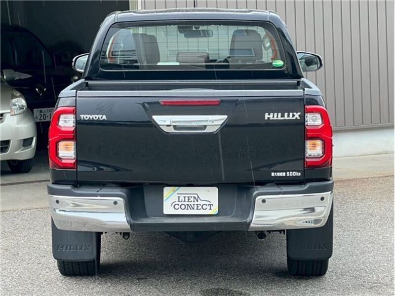 HILUX