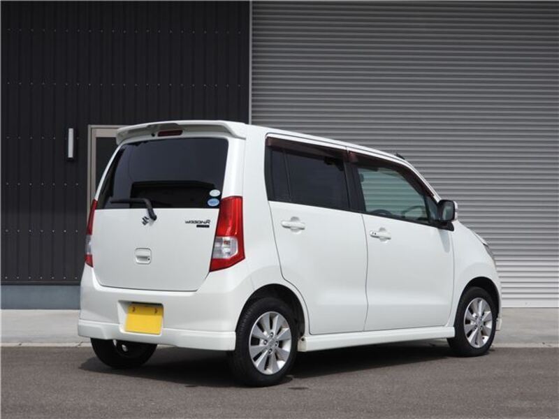 WAGON R