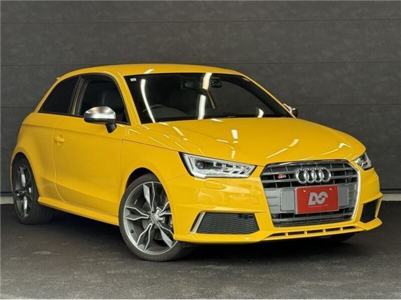 AUDI S1