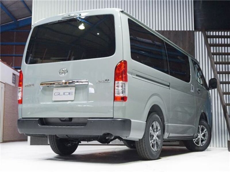 HIACE
