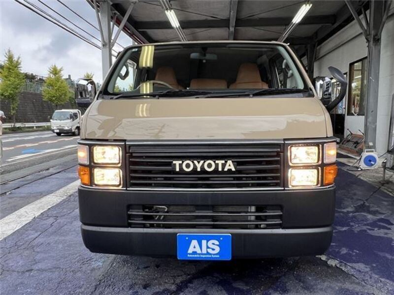 HIACE VAN