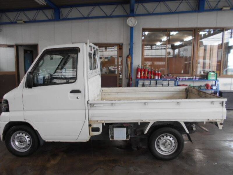 CLIPPER TRUCK