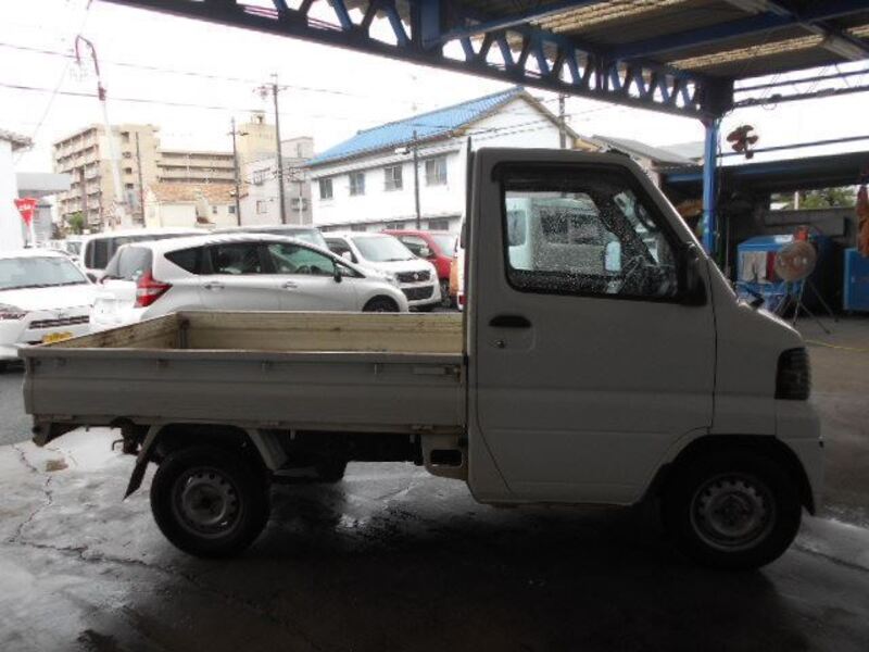 CLIPPER TRUCK