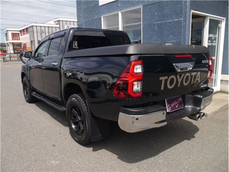 HILUX