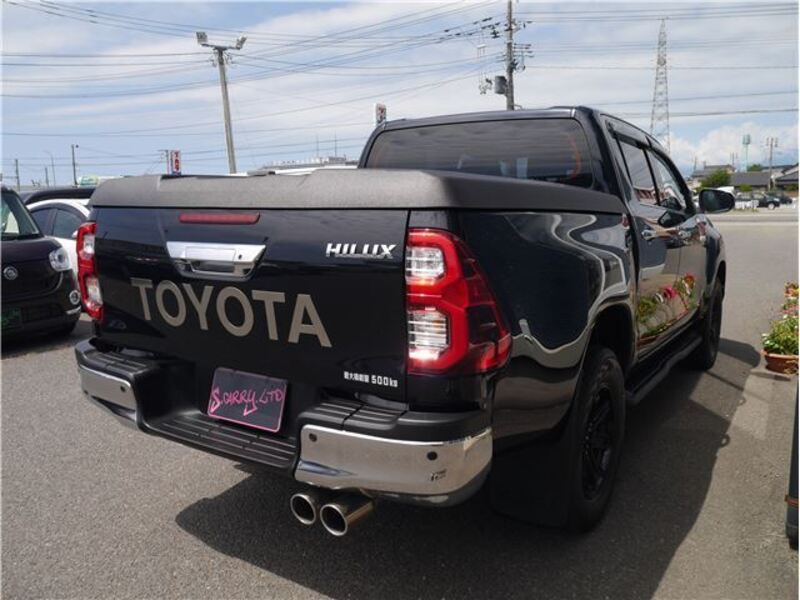HILUX