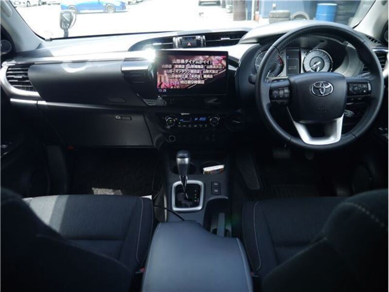 HILUX