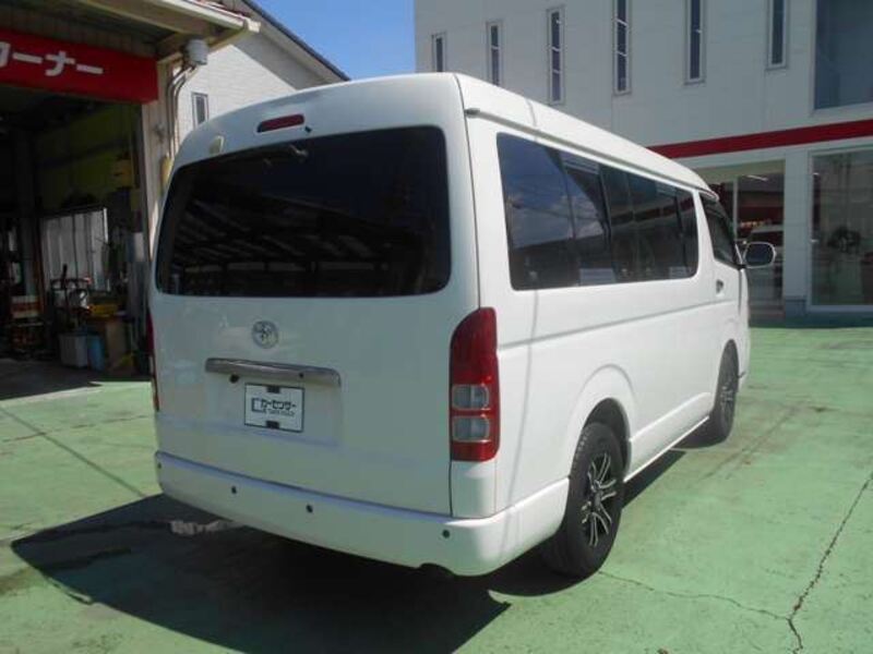 HIACE