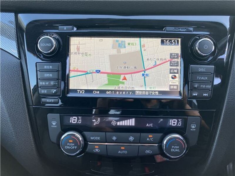 X-TRAIL