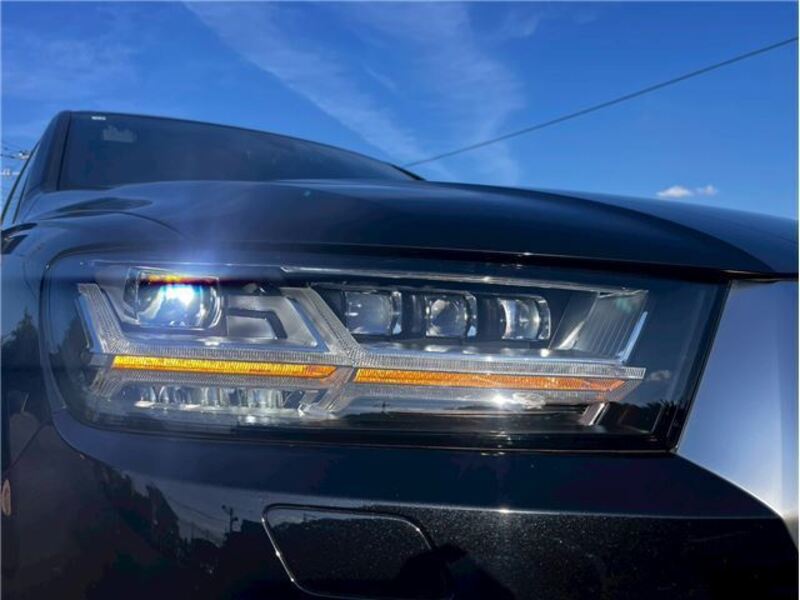 Q7
