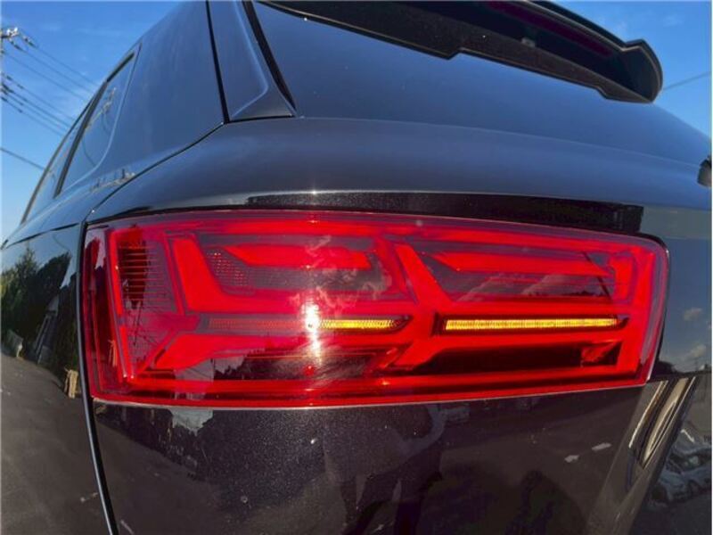 Q7