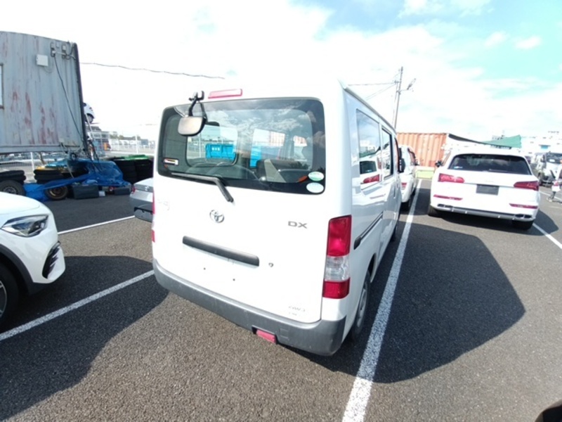 TOWN ACE VAN