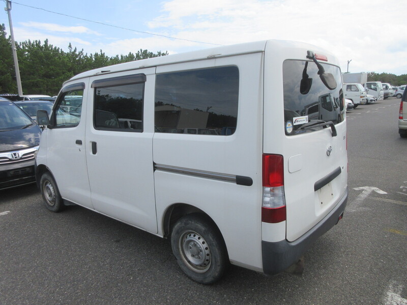 TOWN ACE VAN