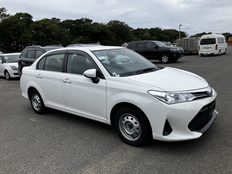 COROLLA AXIO