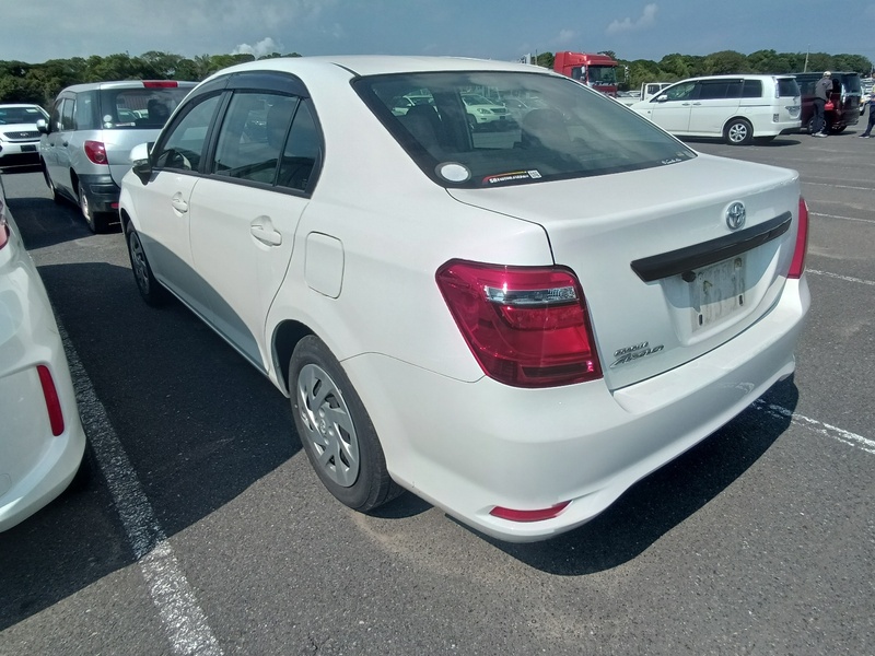 COROLLA AXIO
