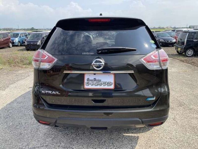 X-TRAIL