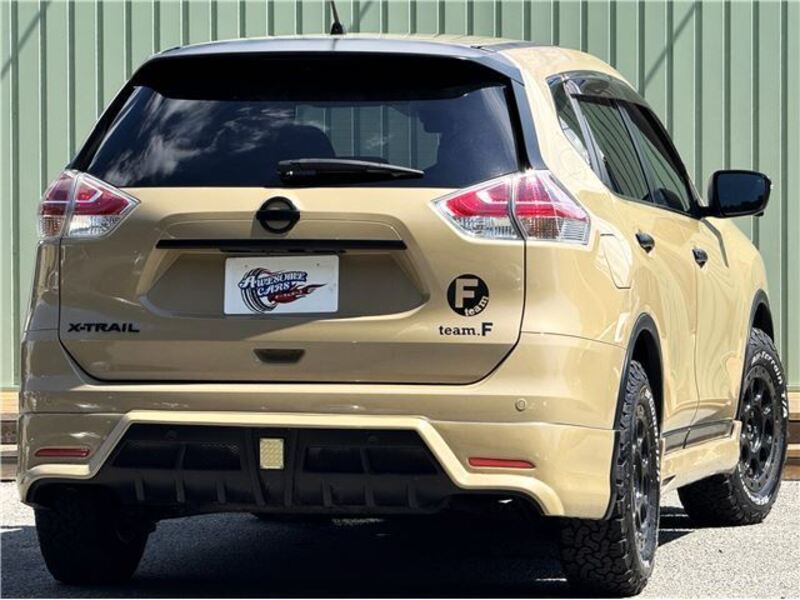 X-TRAIL