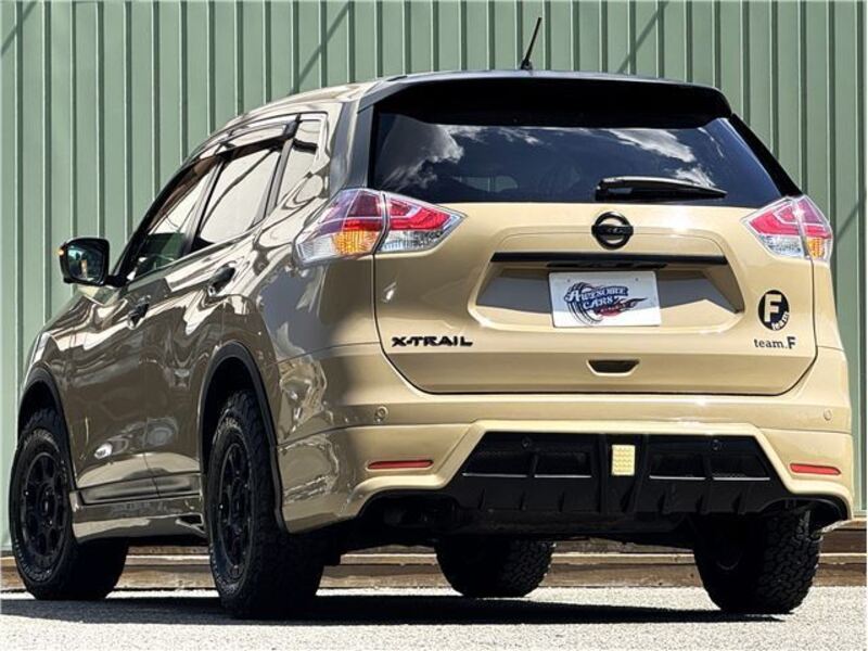 X-TRAIL