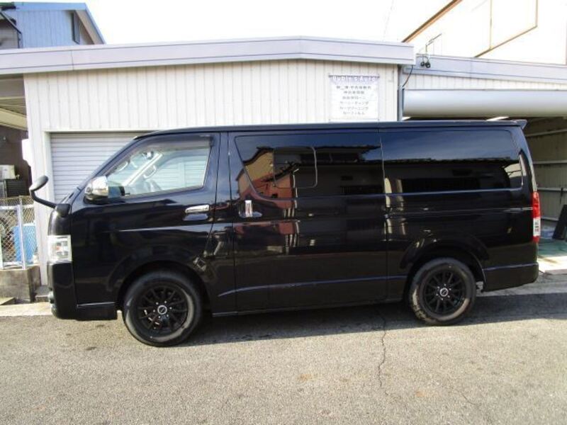 HIACE