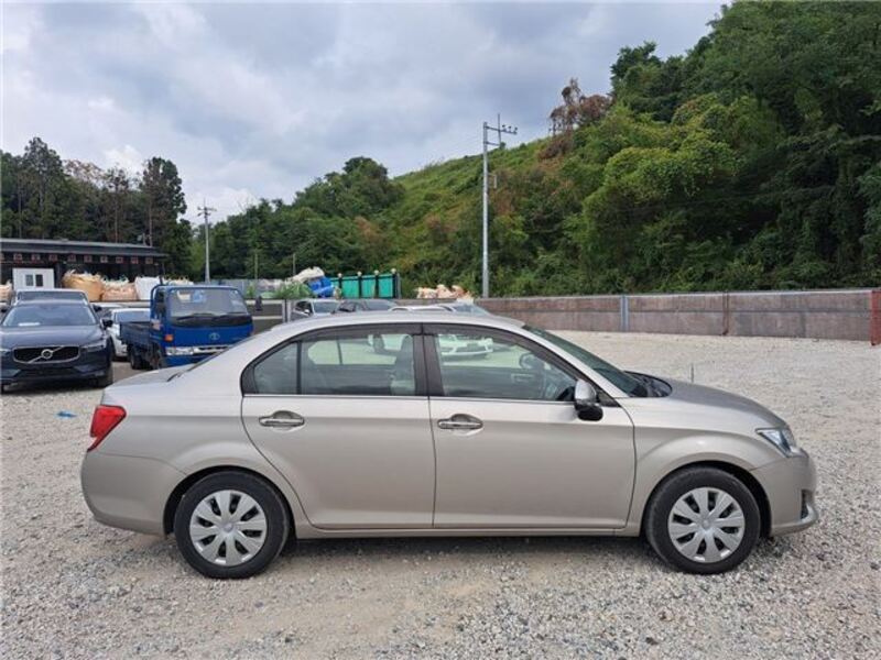 COROLLA AXIO