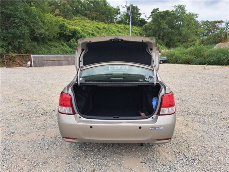 COROLLA AXIO
