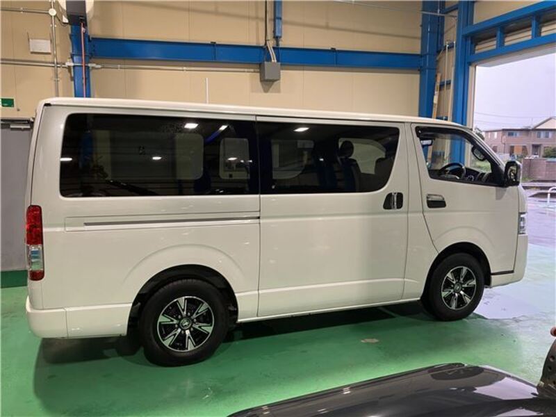 HIACE