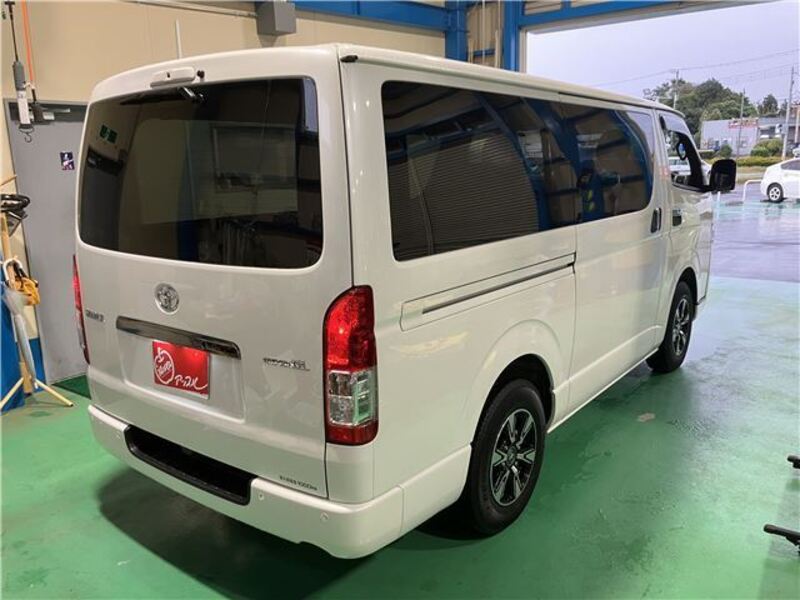 HIACE