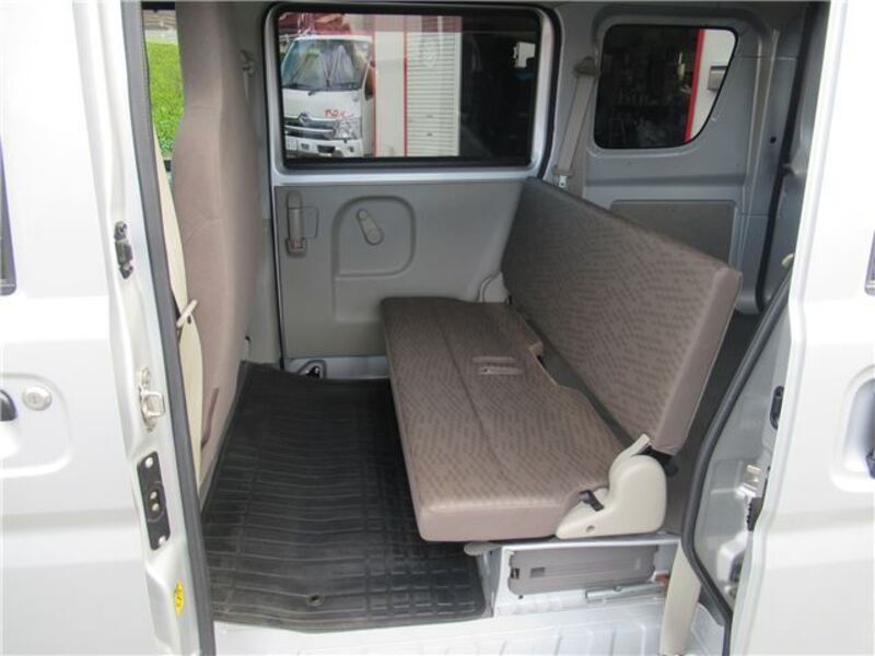MINICAB VAN