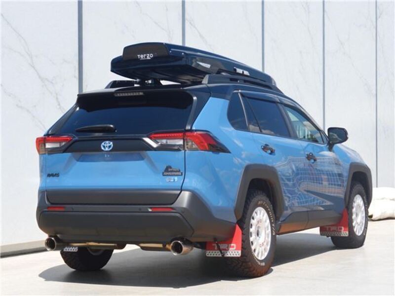 RAV4