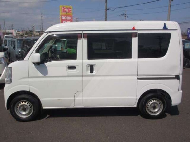 MINICAB VAN