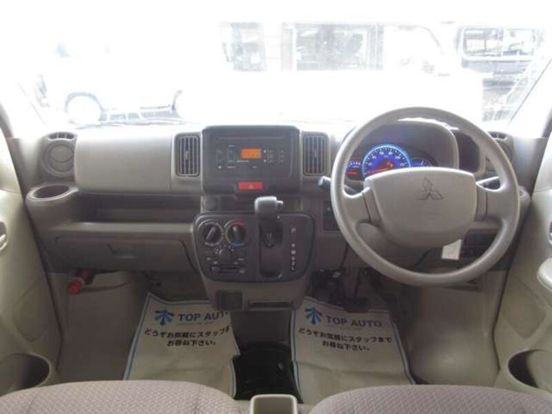 MINICAB VAN