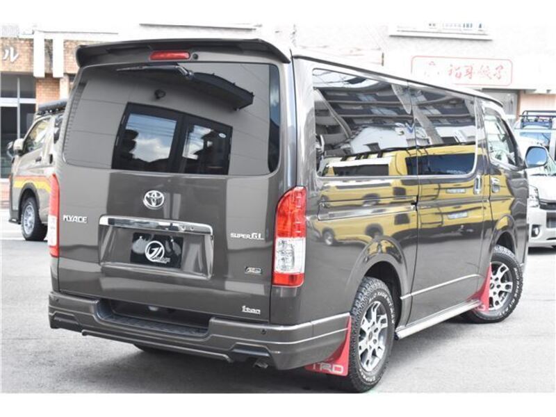 HIACE VAN