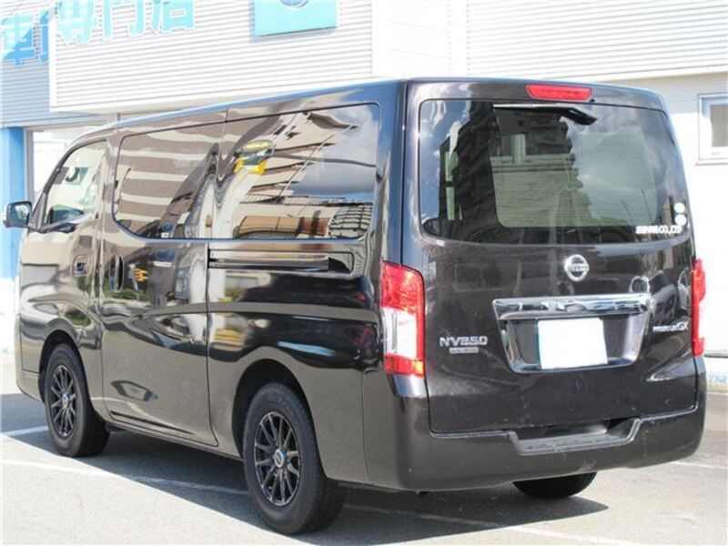 NV350 CARAVAN